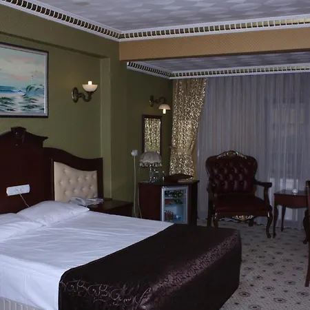 Royal Anka Hotel