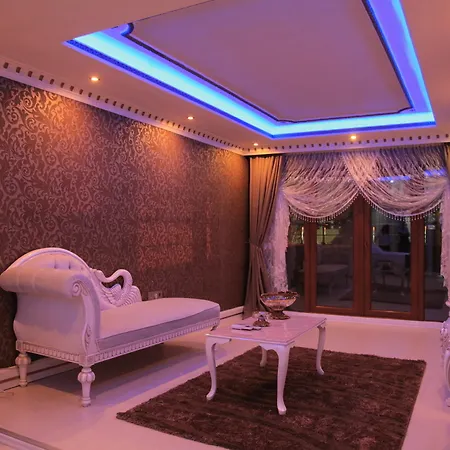 Royal Anka Otel 4*