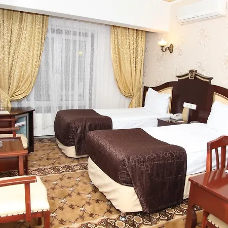 Royal Anka Hotel 4*